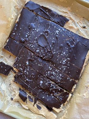 Keto Frozen Yogurt Bark