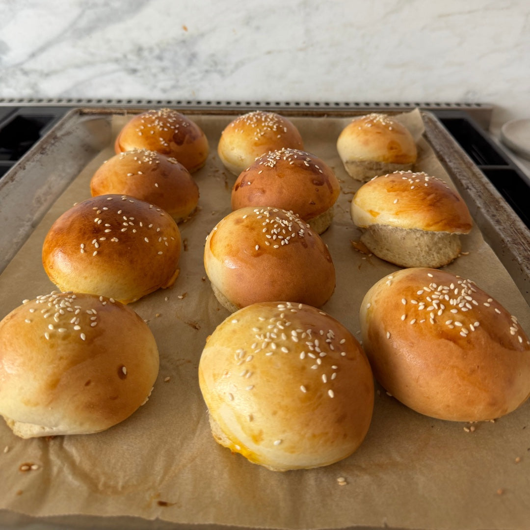 Homemade 5 Ingredient Burger Buns