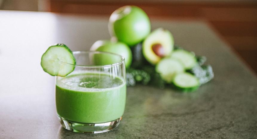 Cucumber Kale Apple Avocado Smoothie